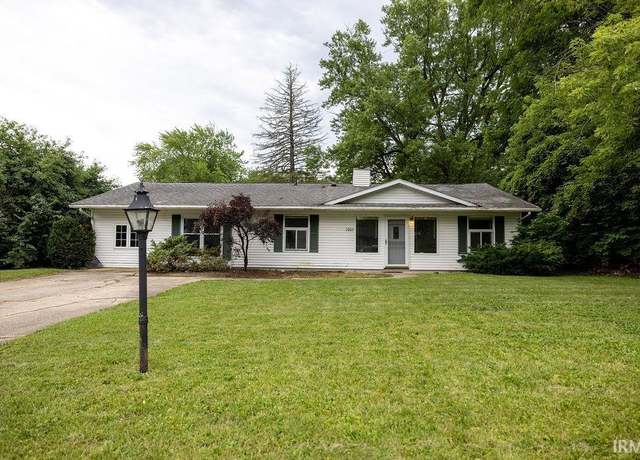 Property at 2809 W Beckett Dr, Muncie, IN 47304, 4 beds, 2 baths