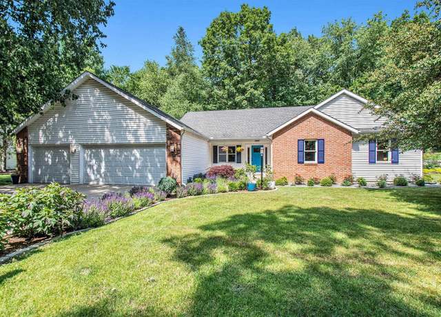 Property at 17655 Fall Creek Dr, Granger, IN 46530, 3 beds, 2 baths