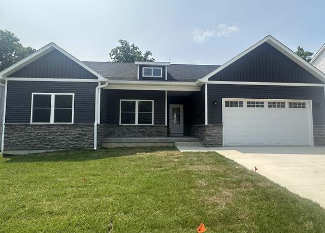 Property at 922 S Lantern Ln, Ellettsville, IN 47429, 3 beds, 2.5 baths