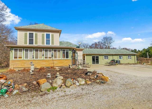 Property at 5639 Catalpa Ln, Fort Wayne, IN 46835, 3 beds, 2 baths