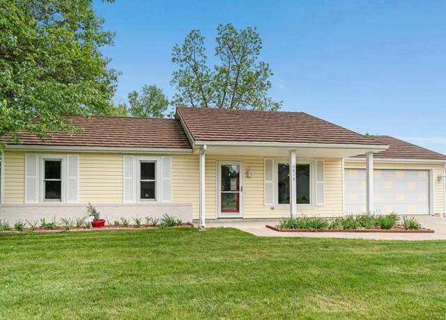 Property at 6618 Teal Dr, Fort Wayne, IN 46818, 3 beds, 2 baths
