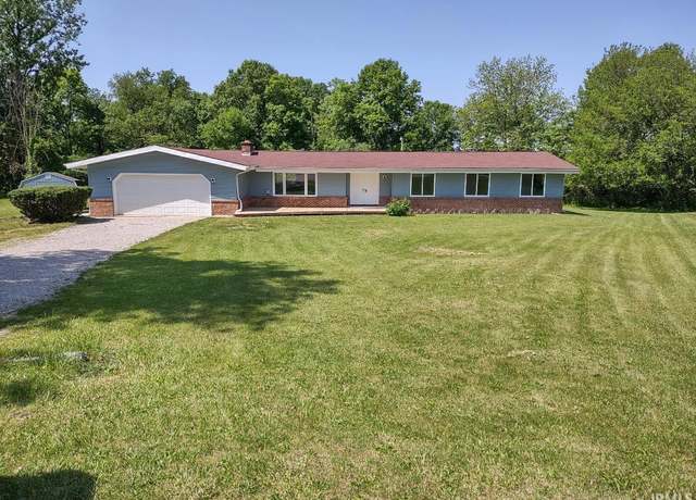 Property at 205 W Center Dr, Columbia City, IN 46725, 4 beds, 2.5 baths