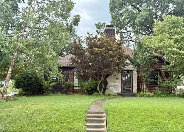 Property at 3119 E Mulberry St, Evansville, IN 47714, 3 beds, 2 baths