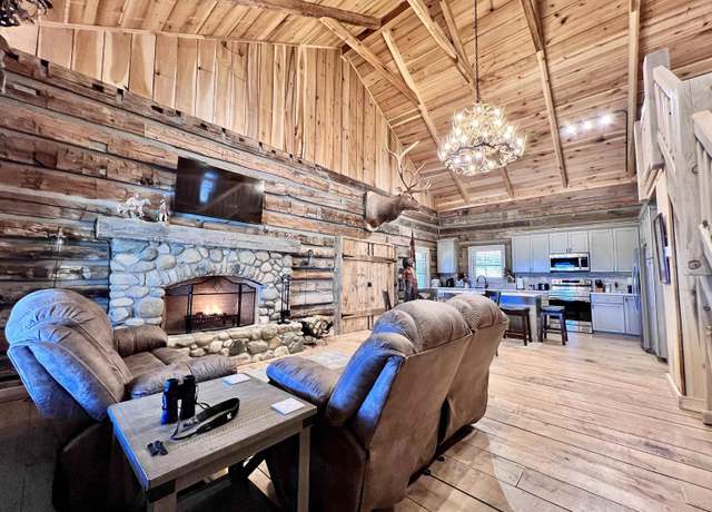 Property at 4530 S Frye Hill Rd, Williamsport, IN 47993, 2 beds, 2.5 baths