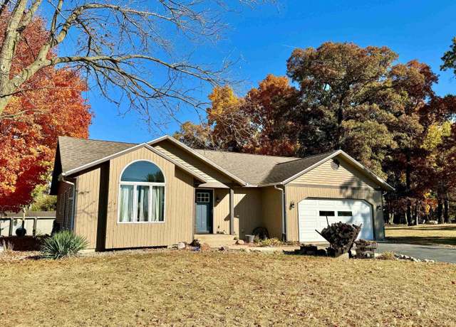 Property at 18 W 100 N, Rochester, IN 46975, 3 beds, 3 baths