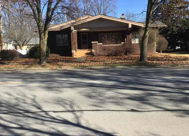 Property at 213 S Monticello St, Winamac, IN 46996, 4 beds, 1 bath