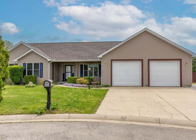 Property at 29023 Hemlock Ct, Elkhart, IN 46517, 4 beds, 3.5 baths
