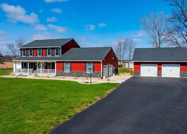 Property at 3263 Oakwood Way, Marion, IN 46952, 4 beds, 3 baths