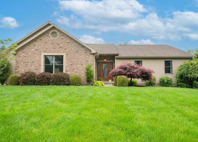 Property at 7 Parkwood Dr, Logansport, IN 46947, 3 beds, 2 baths