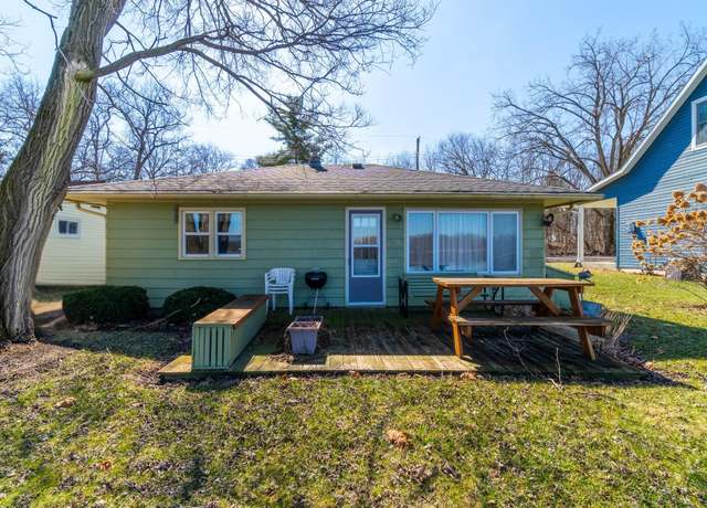 Property at 7285 E 650 S, Wolcottville, IN 46795, 2 beds, 1 bath