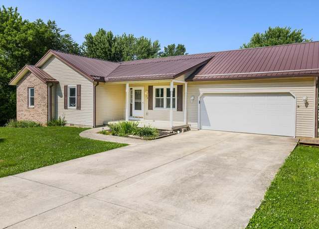 Property at 230 N Beechwood Dr, Ellettsville, IN 47429, 3 beds, 2.5 baths