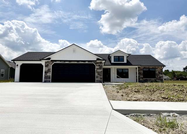 Property at 2403 Chandler Way, Auburn, IN 46706, 3 beds, 2 baths