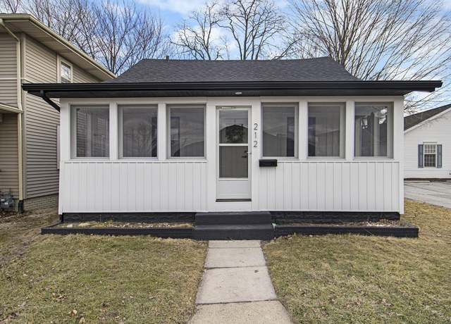 Property at 212 N Saint Peter St, South Bend, IN 46617, 2 beds, 1 bath