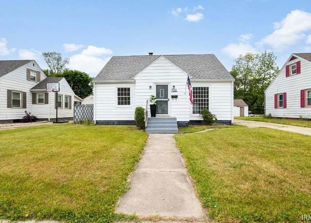 Property at 706 Concord Ave, Elkhart, IN 46516, 3 beds, 1.5 baths