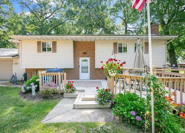 Property at 51934 County Road 11, Elkhart, IN 46514, 4 beds, 2 baths