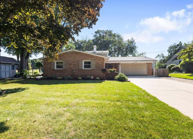 Property at 53948 Ida Rd, Elkhart, IN 46514, 4 beds, 2 baths
