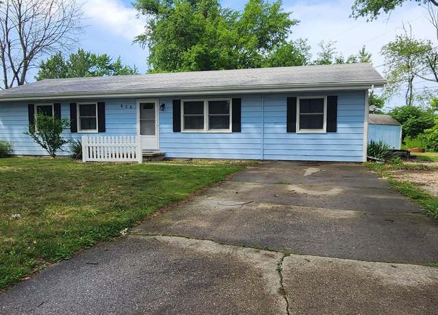 Property at 606 S Manor Dr, Syracuse, IN 46567, 4 beds, 1 bath