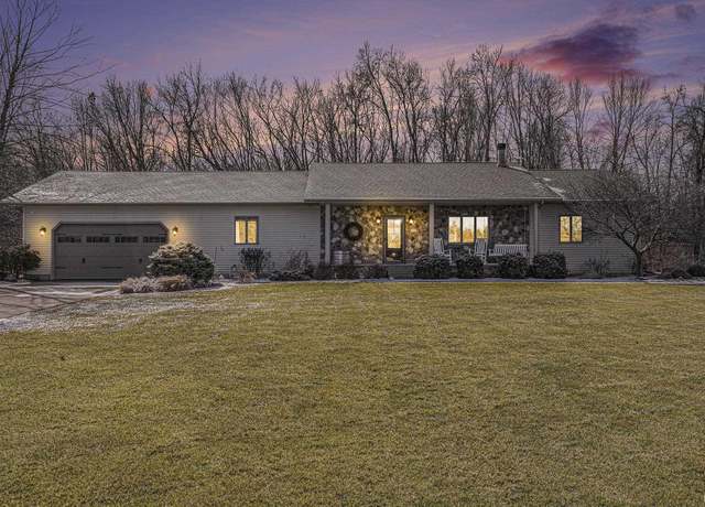 Property at 12240 County Road 4 Rd, Middlebury, IN 46540, 4 beds, 2 baths
