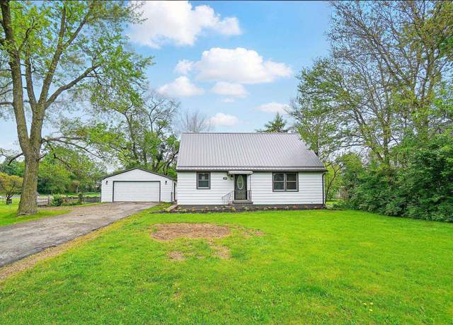 Property at 3560 Sandpoint Rd, Fort Wayne, IN 46809, 4 beds, 2 baths