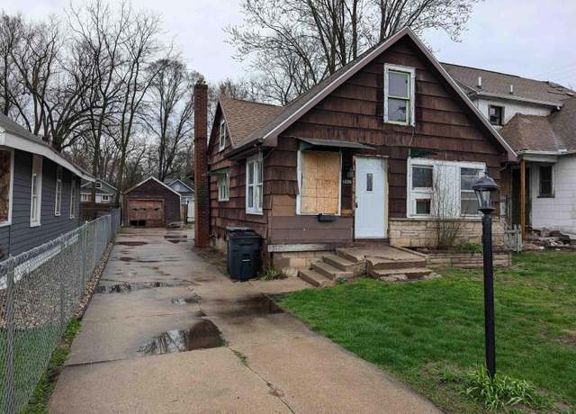 Property at 1205 Queen St, South Bend, IN 46616, 3 beds, 1.5 baths