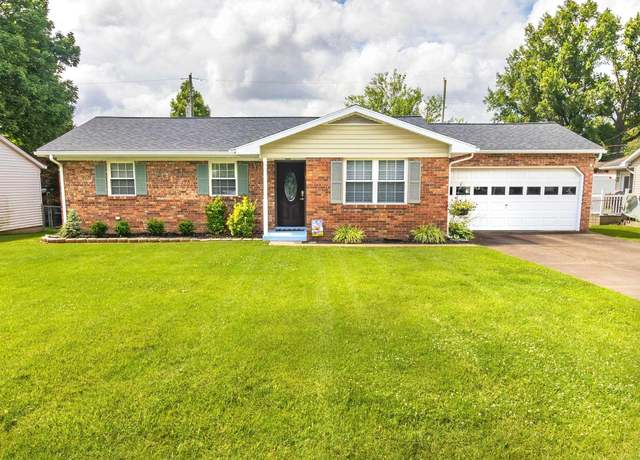 Property at 825 Harmon Ct, Evansville, IN 47711, 3 beds, 1.5 baths