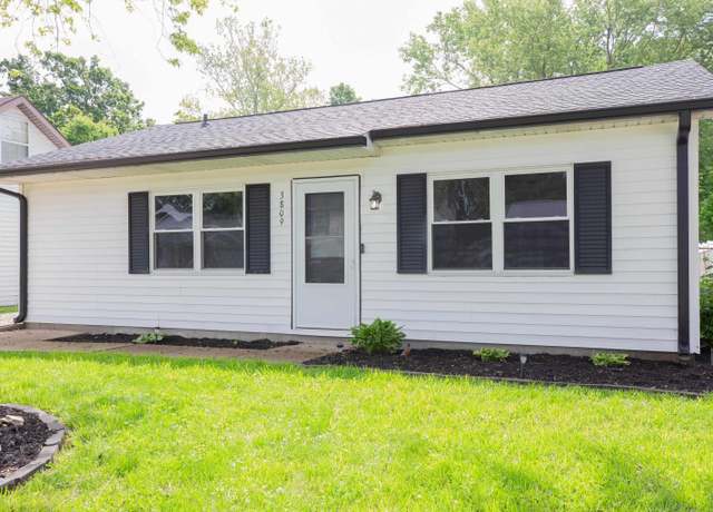 Property at 3809 Evergreen Ave, Evansville, IN 47711, 3 beds, 1 bath