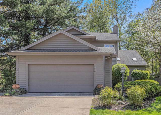 Property at 17880 Ashmont Pl, South Bend, IN 46635, 3 beds, 3.5 baths