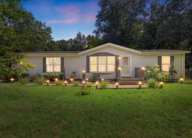 Property at 8730 N 1175 E, Walkerton, IN 46574, 4 beds, 2 baths