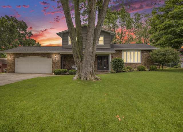 Property at 17822 Darden Rd, South Bend, IN 46635, 4 beds, 2.5 baths