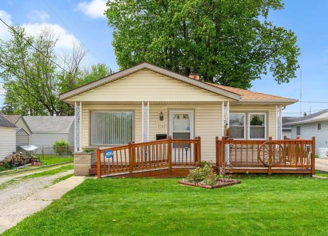 Property at 1715 Hinton Dr, Fort Wayne, IN 46808, 3 beds, 1 bath