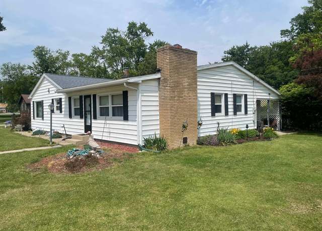 Property at 404 Klinger Ave, Plymouth, IN 46563, 3 beds, 2 baths