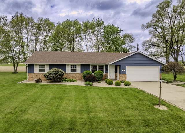 Property at 919 S Yorkchester Dr, Yorktown, IN 47396, 3 beds, 1.5 baths