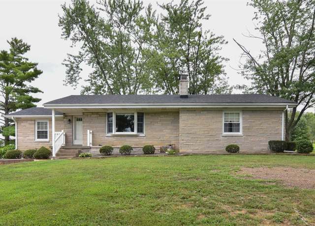 Property at 12505 Petersburg Rd, Evansville, IN 47725, 3 beds, 2.5 baths