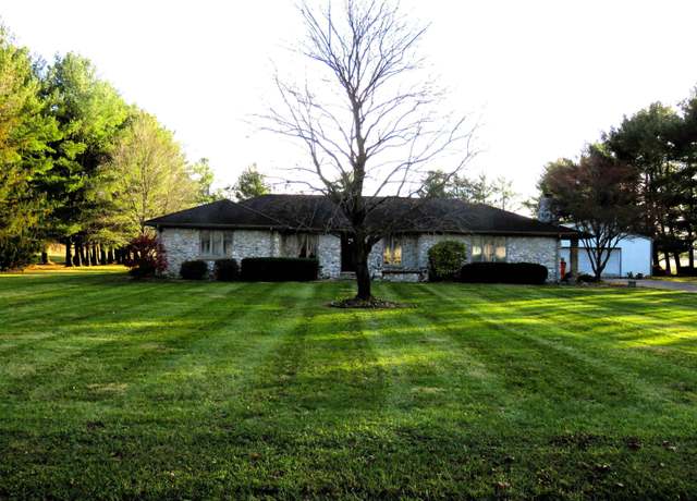 Property at 5383 W 300 South, Russiaville, IN 46979, 3 beds, 2.5 baths