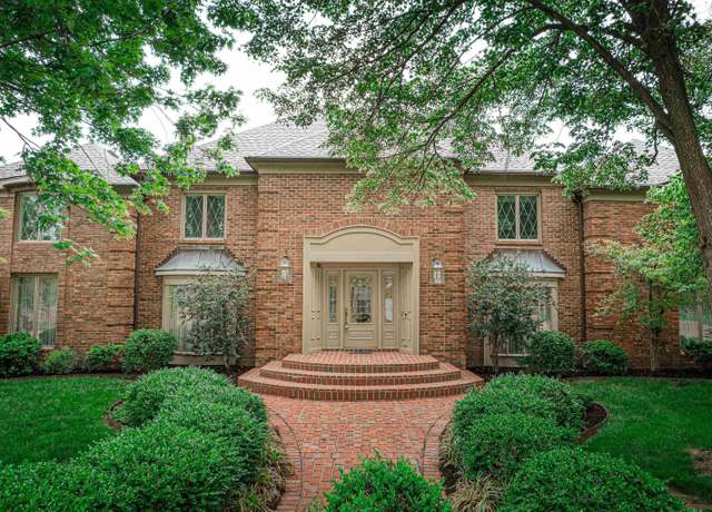 Property at 7400 E Walnut St, Evansville, IN 47715, 4 beds, 3 baths