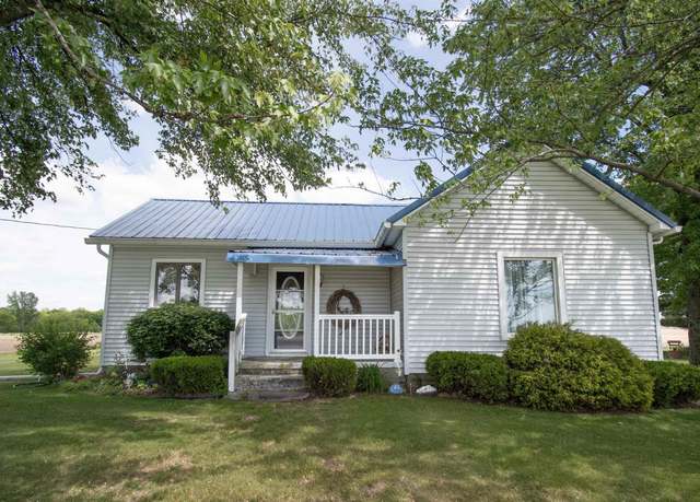 Property at 8370 N 100 W, Wawaka, IN 46794, 3 beds, 2 baths