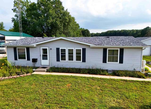 Property at 10371 E State Road 8, Knox, IN 46534, 3 beds, 2 baths