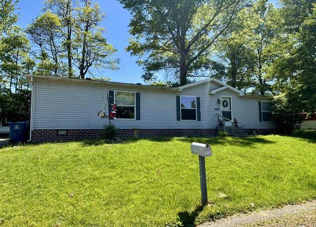 Property at 16293 Menominee Dr, Plymouth, IN 46563, 3 beds, 2 baths