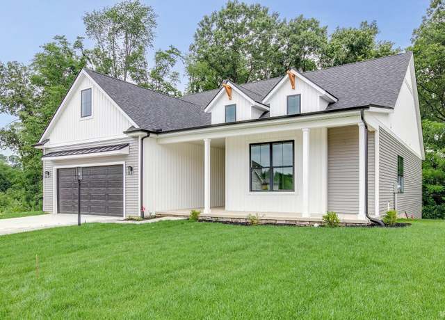 Property at 12983 Brick Rd, Granger, IN 46530, 3 beds, 2.5 baths