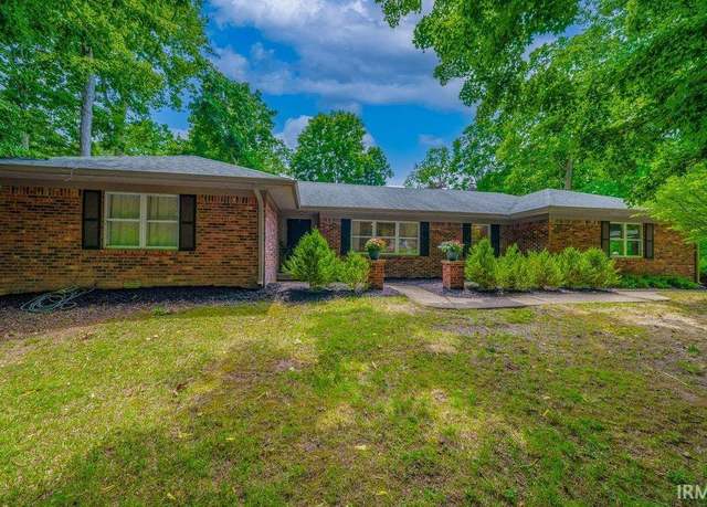Property at 2913 Bronswood Dr, Logansport, IN 46947, 3 beds, 2 baths