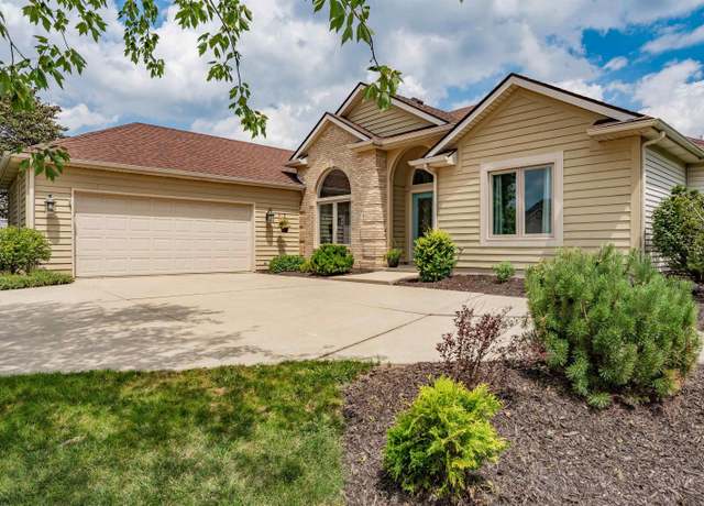 Property at 317 Ridge Hill Pl, Fort Wayne, IN 46804, 3 beds, 2.5 baths