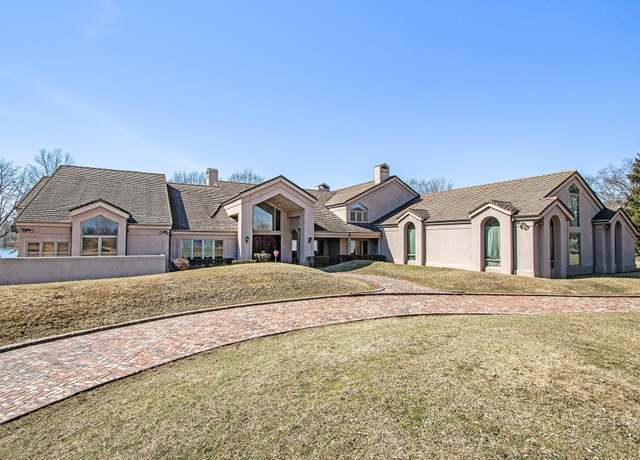 Property at 27 Quail Is, Elkhart, IN 46514, 5 beds, 8 baths