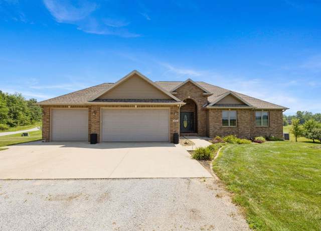 Property at 1021 E 145 Rd, Angola, IN 46703, 5 beds, 3 baths