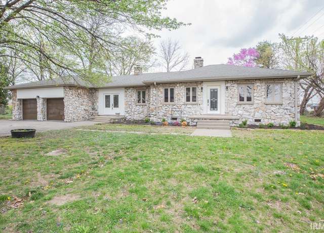 Property at 6318 Peacock Ln, Evansville, IN 47715, 3 beds, 2 baths