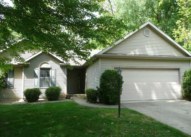 Property at 13771 Woods Trl, Granger, IN 46530, 3 beds, 2 baths