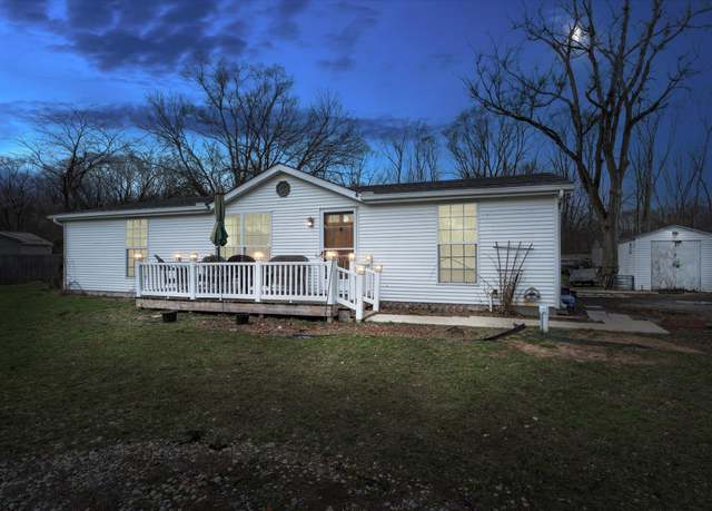 Property at 54771 San Jose Blvd, Elkhart, IN 46514, 3 beds, 2 baths