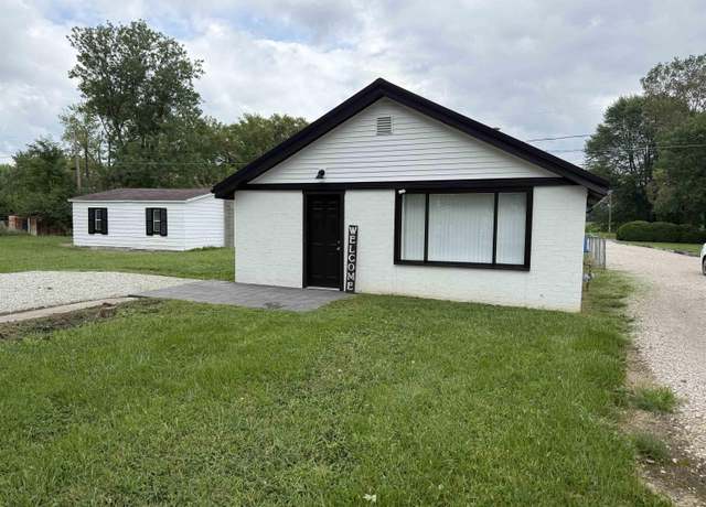 Property at 2108 N Rector Ave, Muncie, IN 47303, 2 beds, 1 bath
