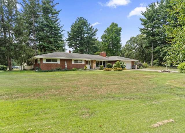 Property at 52117 Tammy Dr, Granger, IN 46530, 4 beds, 2.5 baths
