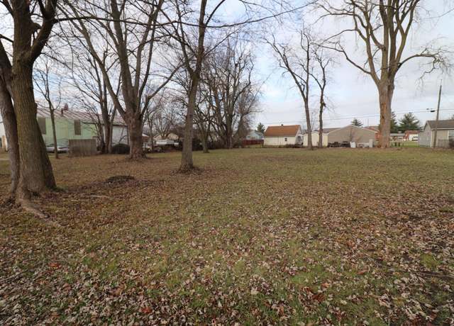 Property at 218 E Dartmouth Ave, Muncie, IN 47303