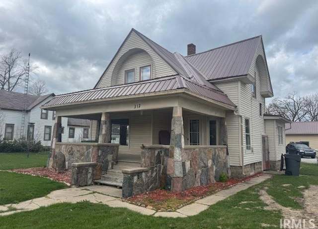 Property at 317 E Lake St, Topeka, IN 46571, 3 beds, 1.5 baths